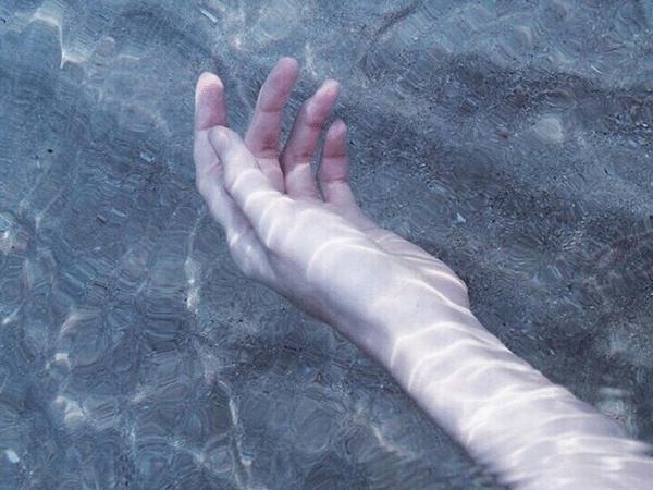 没有护手霜怎么让泥不粘,没有护手霜如何护手