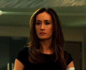 手拿星巴克自拍照姿势,手拿星巴克自拍