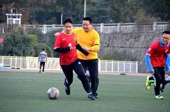 冬天游泳注意事项有什么,大热天踢球要注意什么