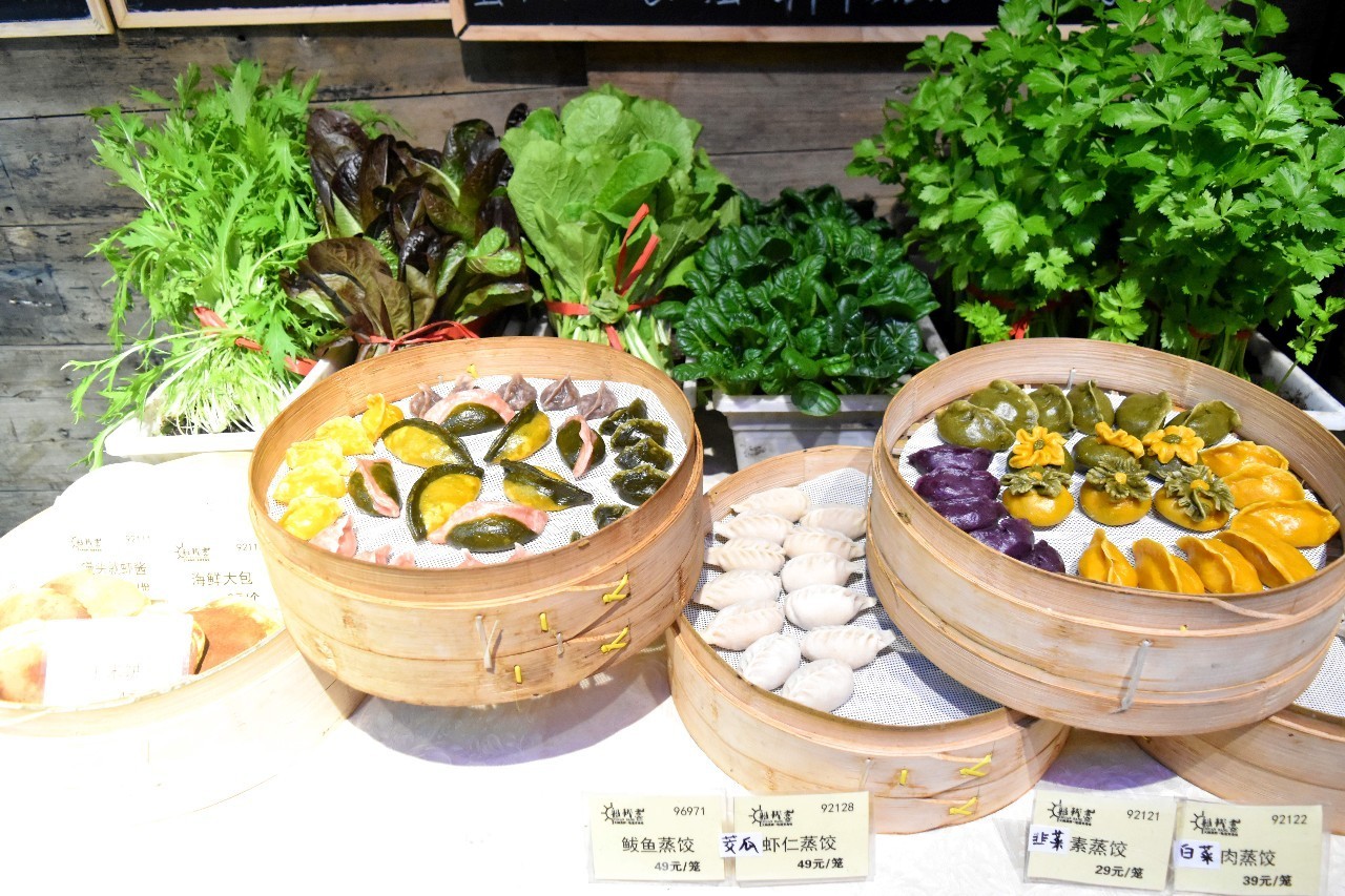 不得了！曾经征服过普京大大的美食，轰动了整条香港路！