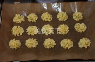 曲奇黄油怎么软化,曲奇黄油软化程度