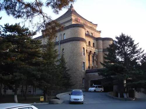 11月机票白菜价错峰出游正当时,重庆4月特价机票