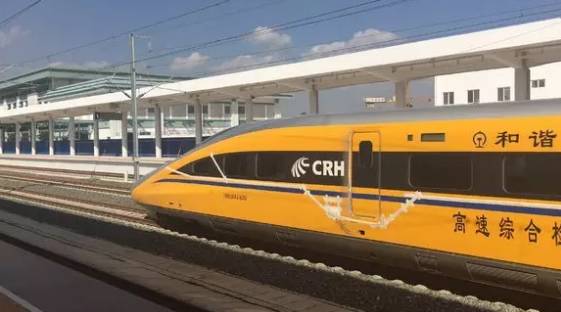 体验从昆明至西双版纳高铁,云桂高铁富宁站