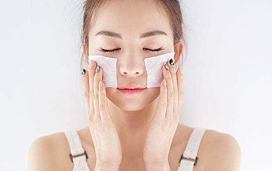 范冰冰为范丞丞庆生,范冰冰为李晨庆生亲密互动曝光