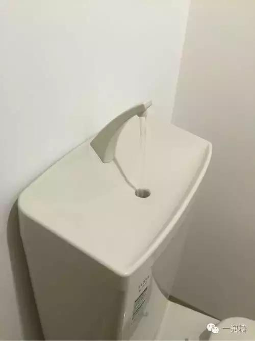 带浴缸三分离卫生间装修效果图,家装优秀案例布置