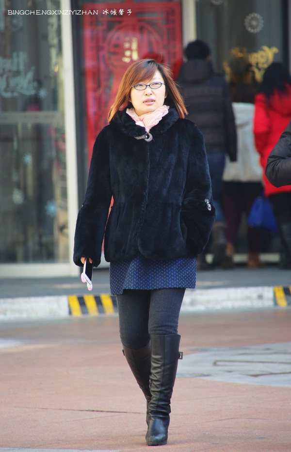 哈尔滨本地人冬天穿什么衣服,哈尔滨人冬天都穿啥保暖