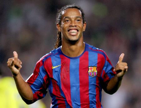 绿茵场上庆祝动作,足球场上的经典庆祝动作