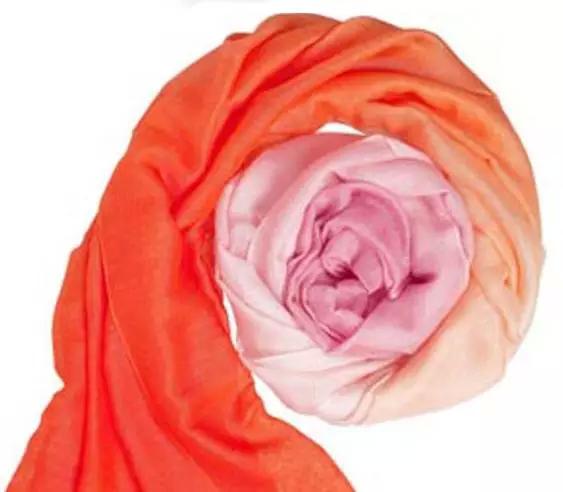 冬天如何选择便宜又保暖的围巾,夏季哪种围巾又保暖又好看