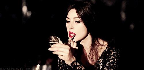 当奢侈品牌一个个进军彩妆界抢钱的主是越来越多了！