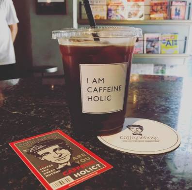 节日派对季，敢不敢换种姿势喝啤酒、咖啡、啃汉堡、吃爆米花……？｜WorldNotice