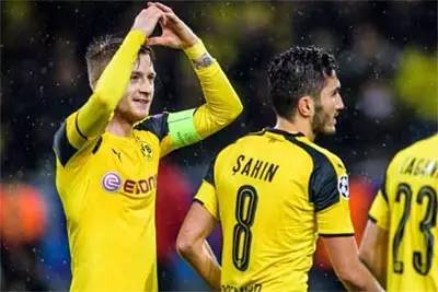 「文体艺苑」少林足球迎来“洋教练”中西合璧打造“功夫足球”