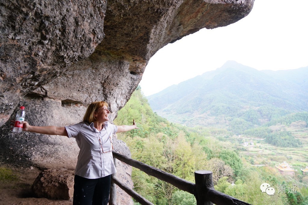 和国外人说话语言不通怎么办,与外国人无障碍交流方法