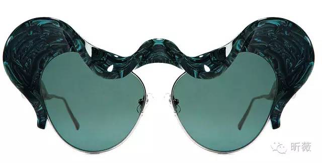 什么款式的太阳镜百搭好看又实用,十大必备女士太阳镜明星出门必备