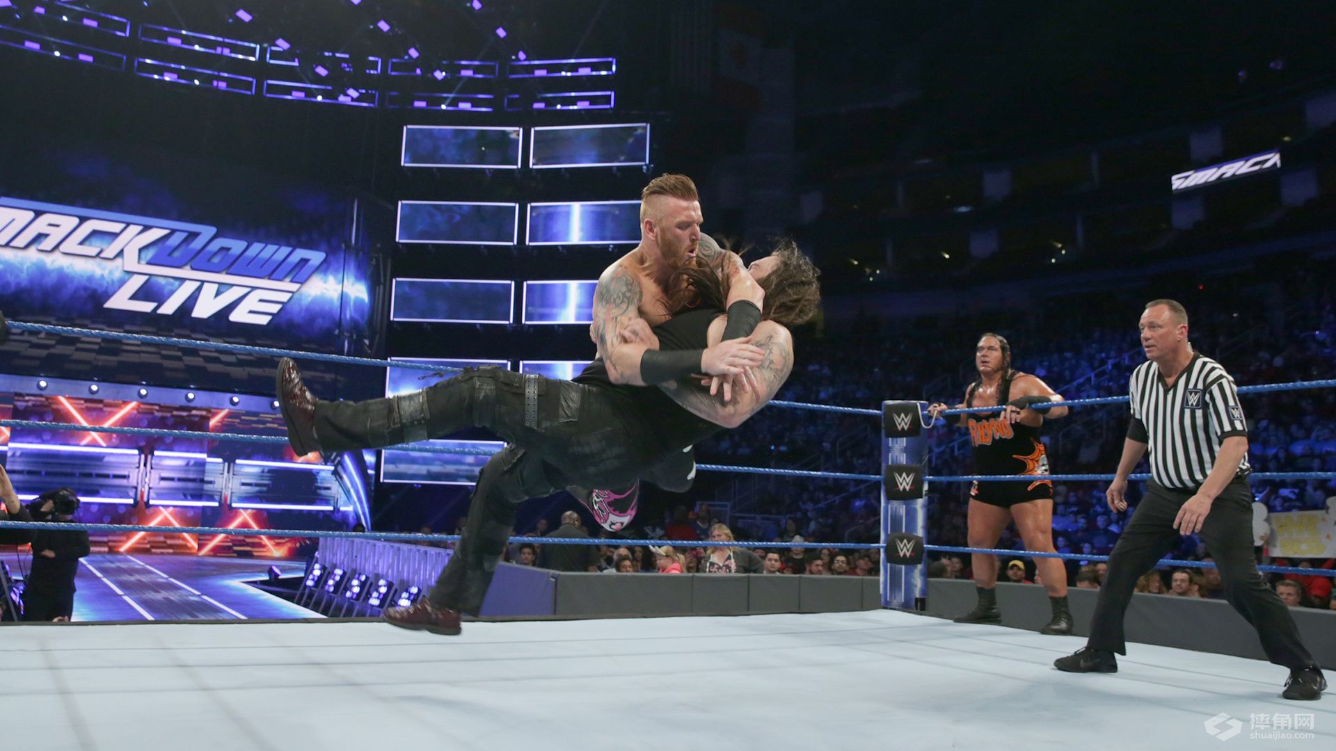 WWE驸马爷风云决战RVD！凯恩抛摔毕雪夫获全场欢呼！