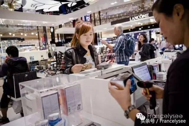 在法国机场必买品 (法国机场购物)