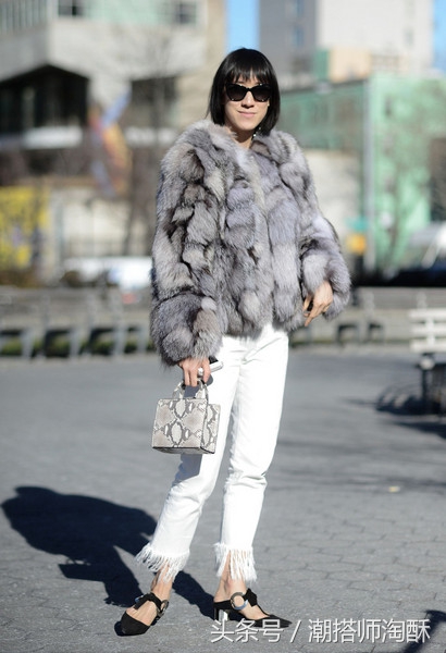 其实灰色不算百搭色,比黑白灰更百搭的6种超级百搭色