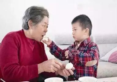 灰指甲店店员需要什么资质,灰指甲顾客