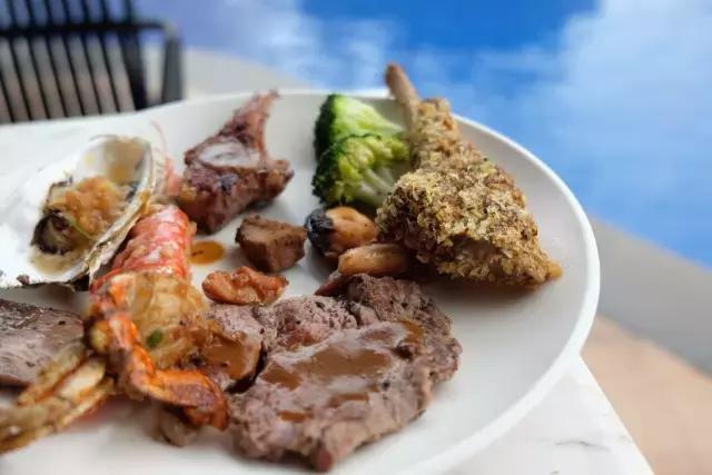 杨幂刘恺威最新一期从酒店出来,杨幂刘恺威法国巴黎定情之作