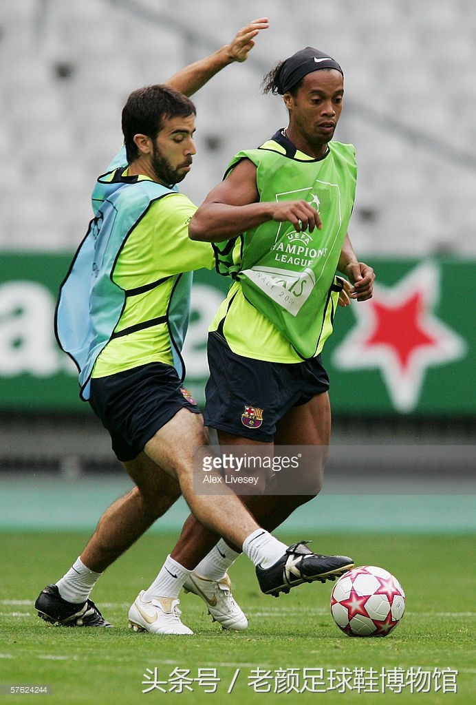 西班牙足球鞋便宜,西班牙足球鞋怎么样