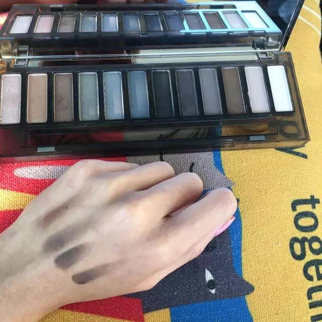 植村秀臻萃洁颜油用法,植村秀琥珀臻萃洁颜油区别