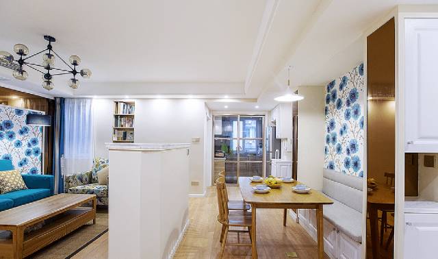 电视隔断墙现代轻奢小户型,客厅与餐厅隔断双面电视柜图