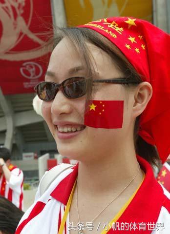 日本女球迷pk中国女球迷,各地女球迷颜值对比