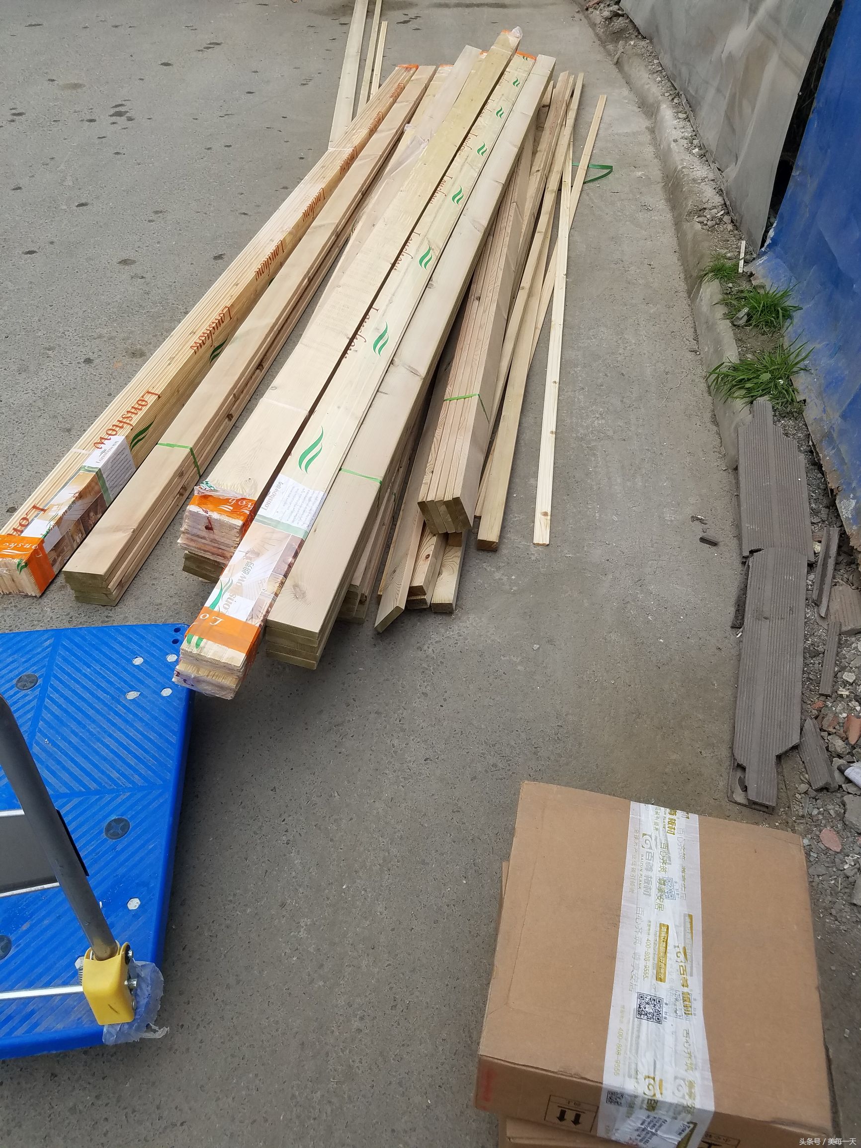 隔墙桑拿板安装,成都桑拿板安装人工费