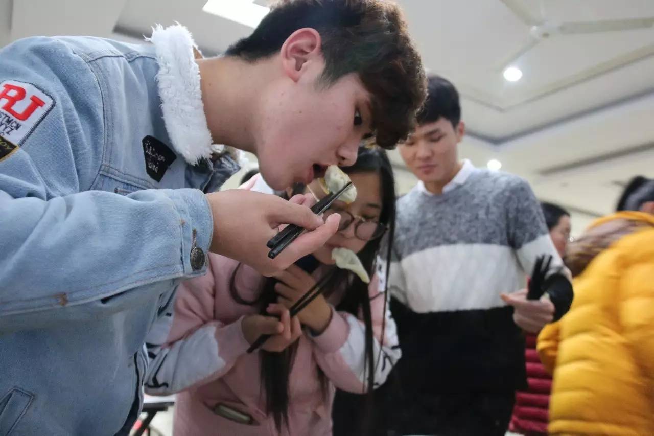 冬至-暖心｜常州纺院机电工程系举办包饺子活动