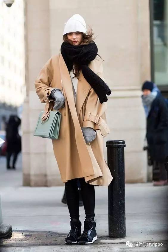 秋冬胶囊衣橱怎么搭配,打造自己的胶囊衣橱需要什么单品