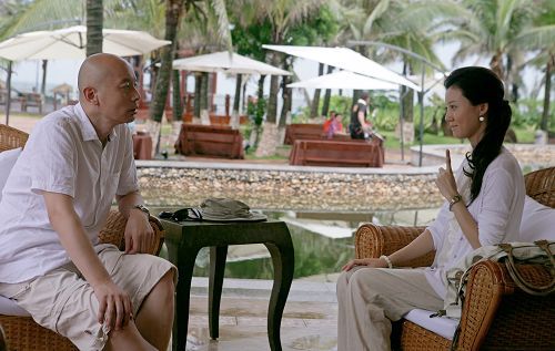 高调嫁首富，分手获三亿补偿，如今整容失败吓坏众人