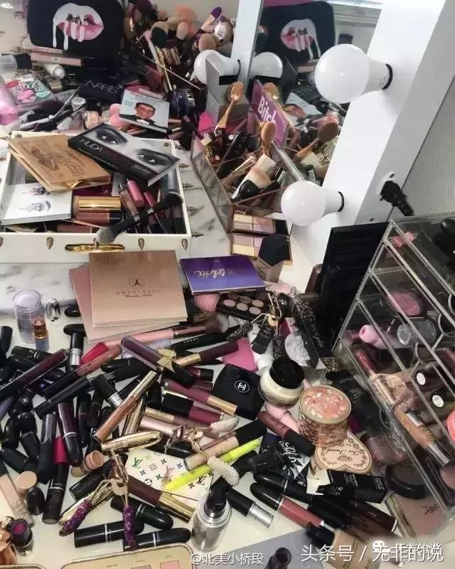 八骏图徐悲鸿,八骏图国画