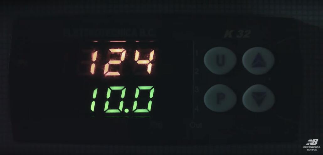 一双球鞋制作全过程,定制球鞋生产全过程