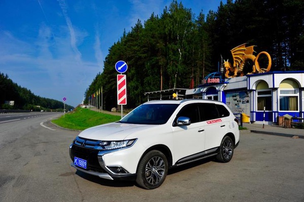 一个女人自驾游真实感受,一个女生突然开始疯狂旅游