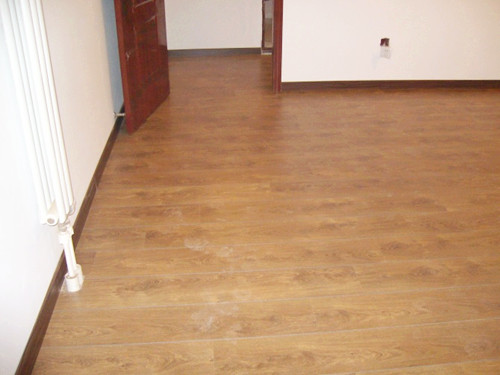 门开关蹭地板怎么调节,门推开会摩擦地板怎么处理