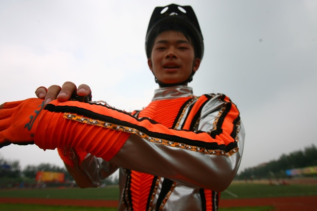 河南登封塔沟武校万人表演直播,河南郑州登封塔沟武术学校打山门