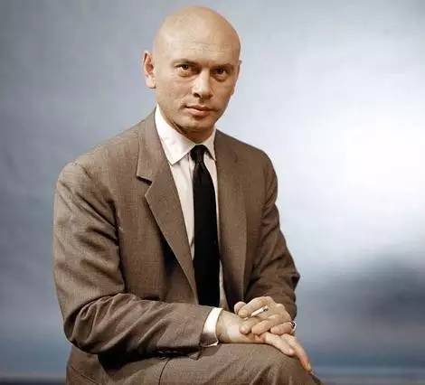 这部边看边吐的翻版《七武士》，最终还是让我燃起