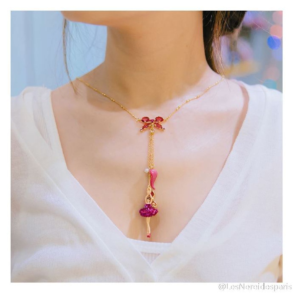 40岁女人适合佩戴什么首饰,二十几岁的女生戴什么首饰