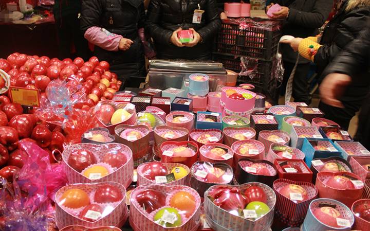 平安夜平安果促销费用,平安夜平安果安排起来