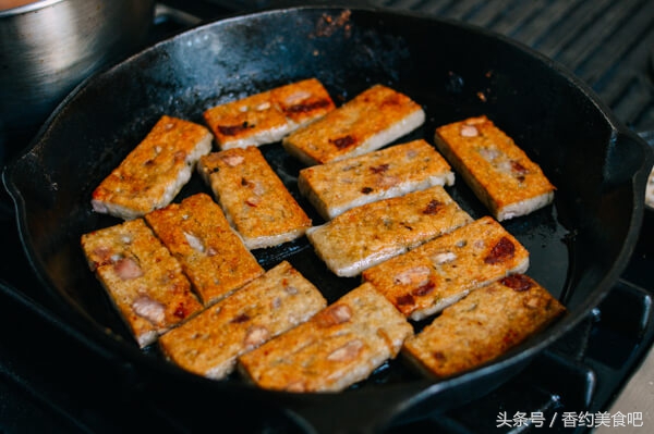 广西芋头糕怎么做好吃又简单,怎样做芋头糕又简单又好吃