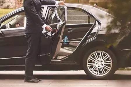 金台榜丨2016年行业高薪榜出炉，瞅瞅你入对行了吗？