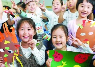 震撼了！看到3年后的石河子，你会庆幸自己没离开……