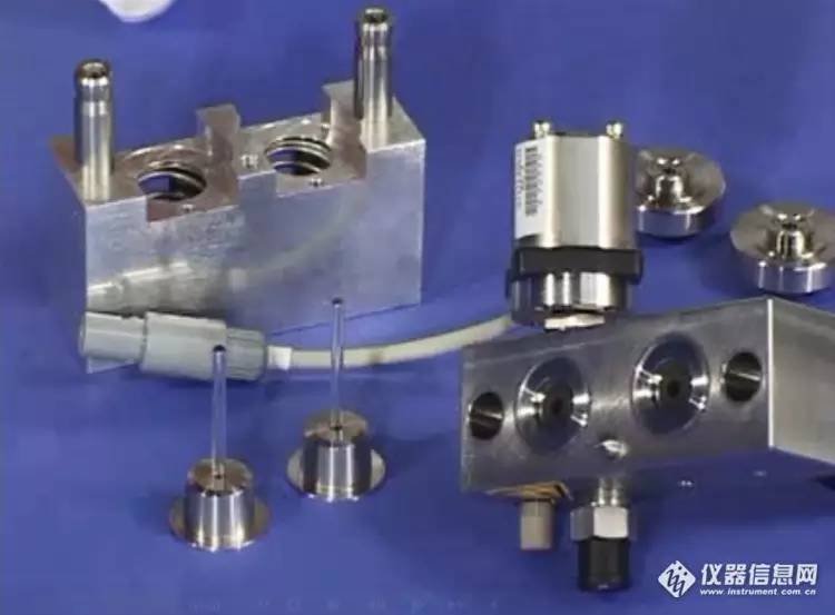 喷涂机柱塞杆密封圈更换步骤视频,怎样安装柱塞杆上密封圈