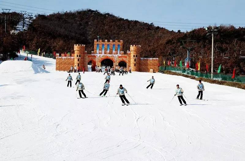 安波丰华滑雪场,安波滑雪场旅顺