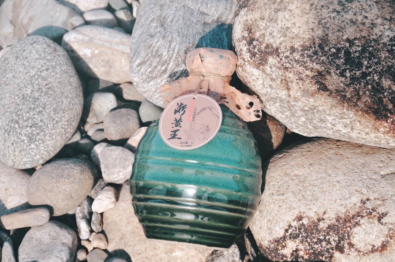 七旬老人匠心酿酒30年，发现了红小米中蕴藏的秘密……