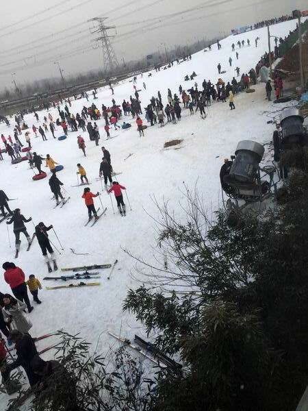 安阳嘉禾高尔夫滑雪场,嘉禾山悠乐谷滑雪场
