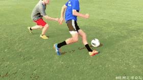 「维维过人教程」非常实用:快速转身,迅速摆脱防守人员