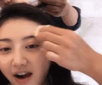 景甜直播洗脸用了什么,景甜素颜做直播