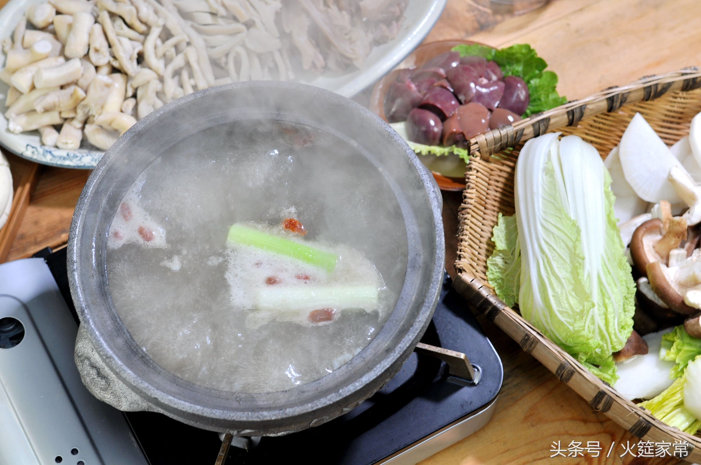 羊肉炖汤最正确做法,冬季羊肉滋补汤的做法大全