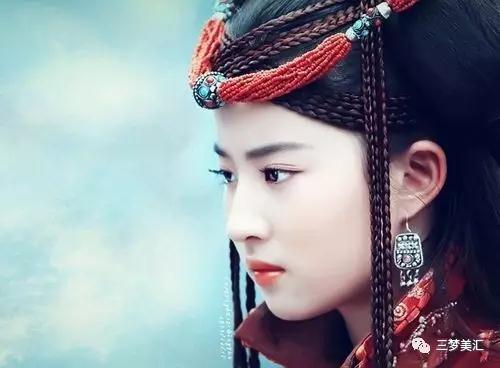 半永久眉毛不补色会变红吗,纹绣后眉毛颜色半年变淡了