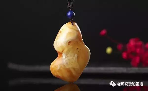 琥珀蜜蜡最简单的检验方法,琥珀蜜蜡值不值得入手